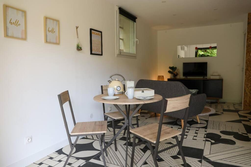 Appartement Rez-De-Chaussee Et Patio Romans-sur-Isère Dış mekan fotoğraf